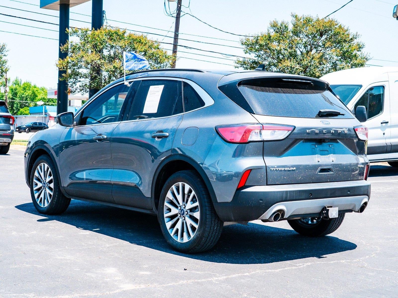 2022 Ford Escape Titanium