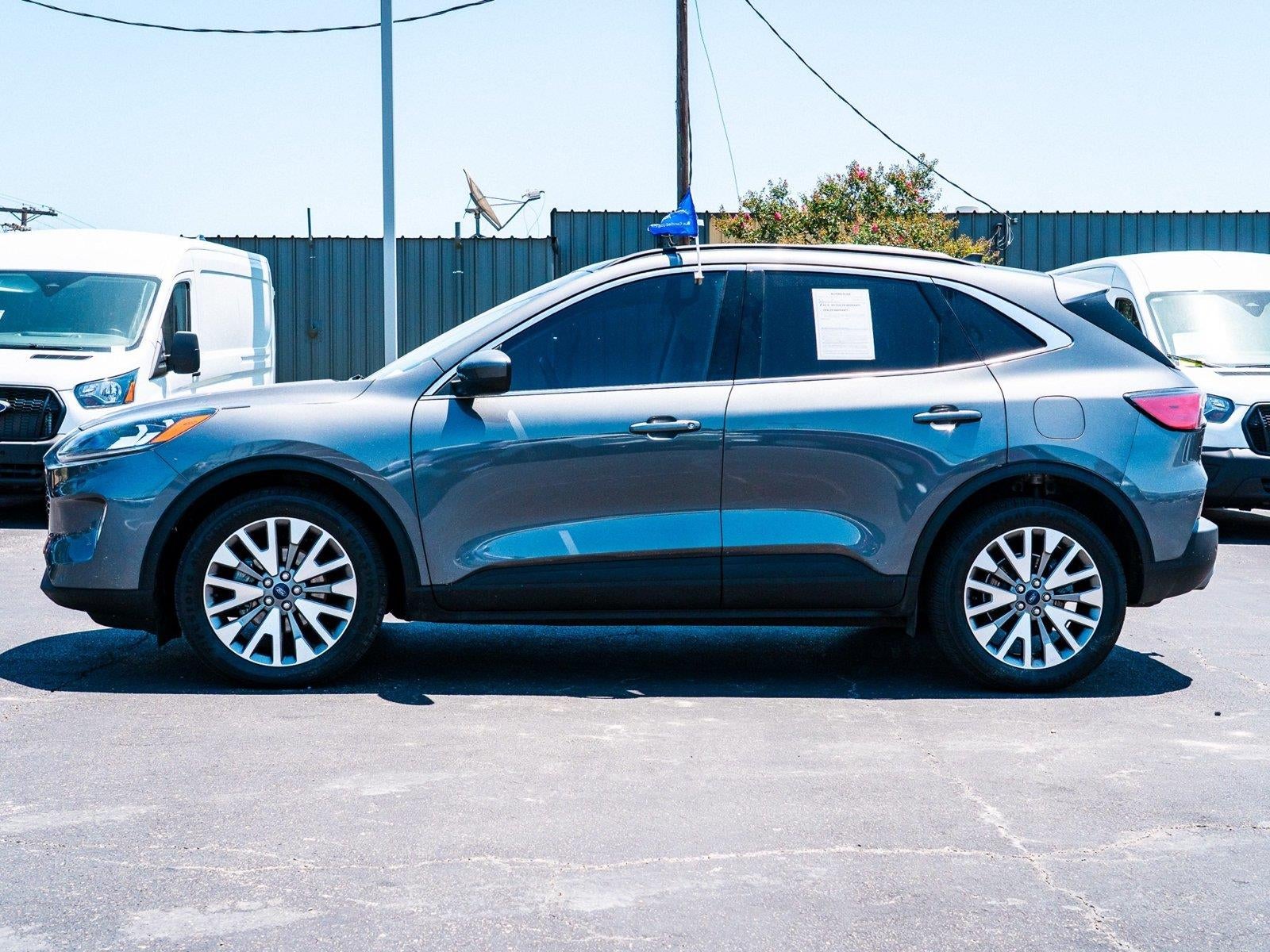 2022 Ford Escape Titanium