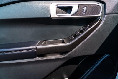 2022 Ford Explorer Base