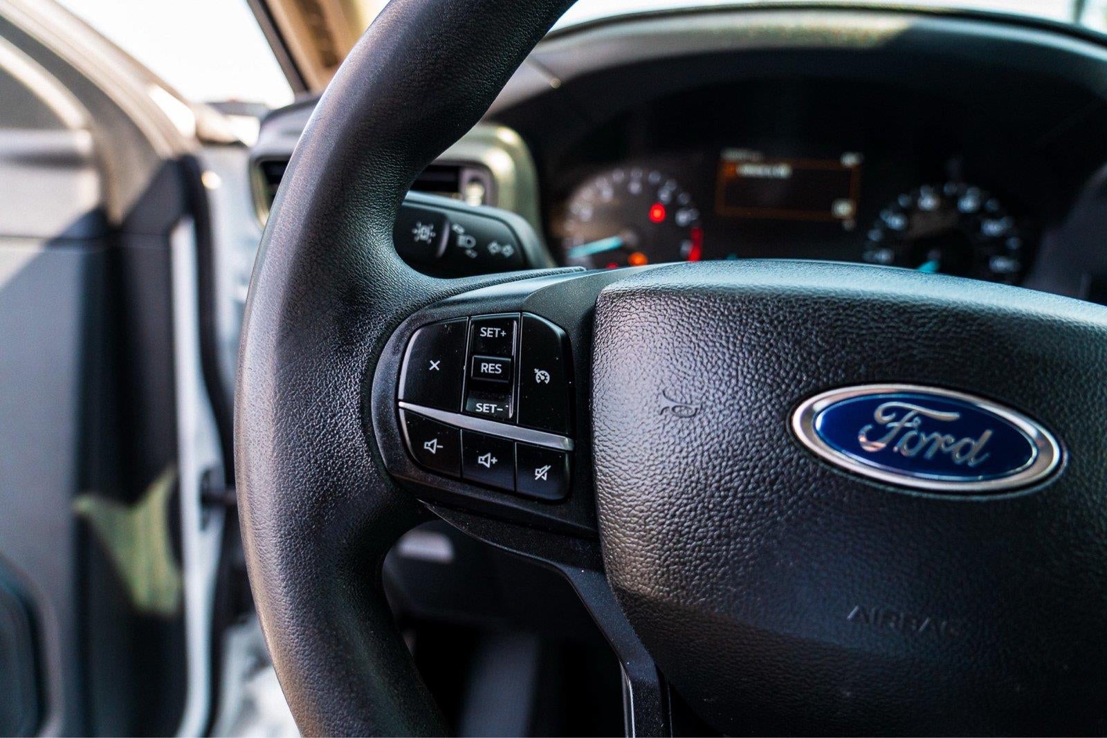 2022 Ford Explorer Base