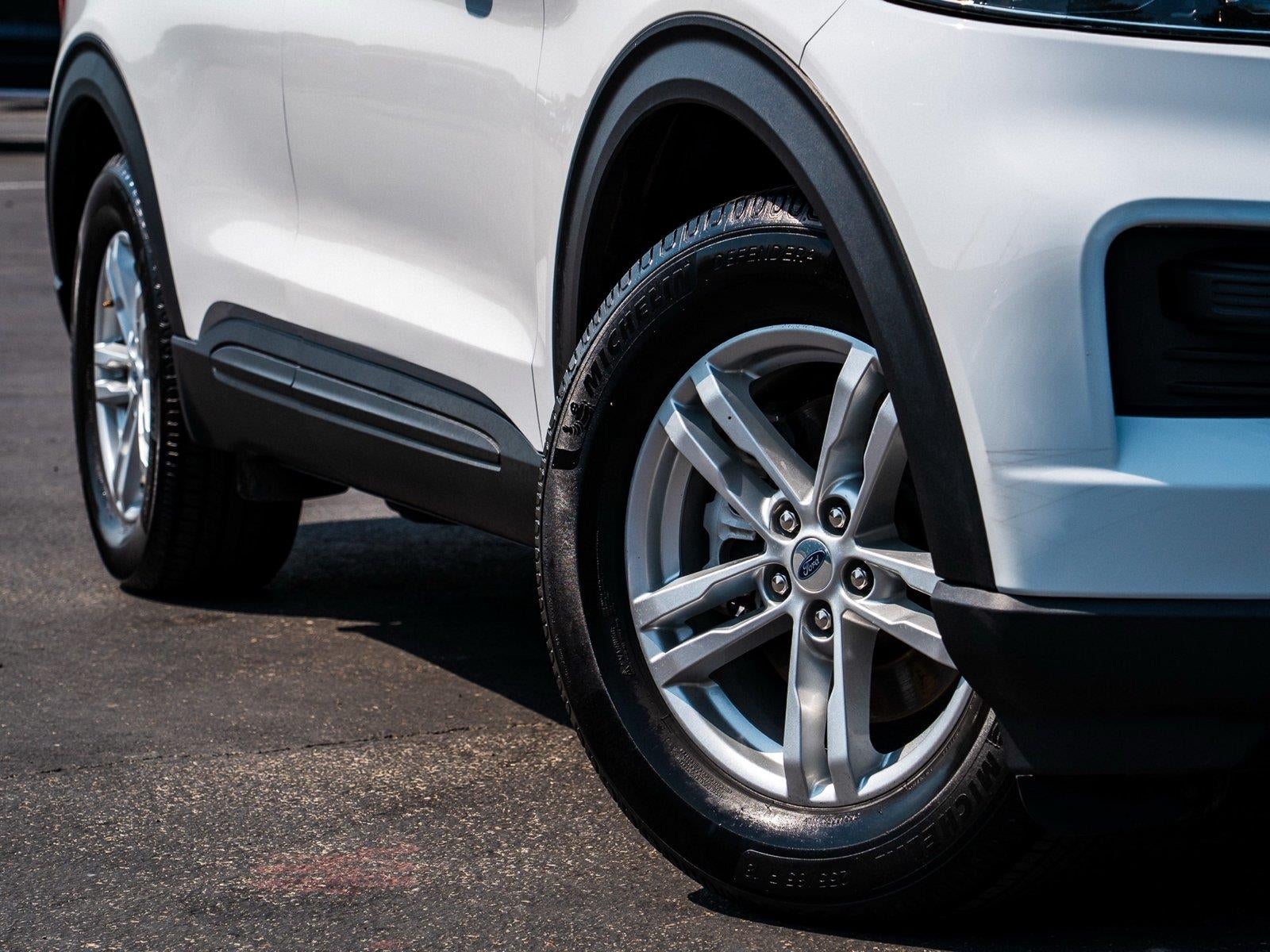 2022 Ford Explorer Base