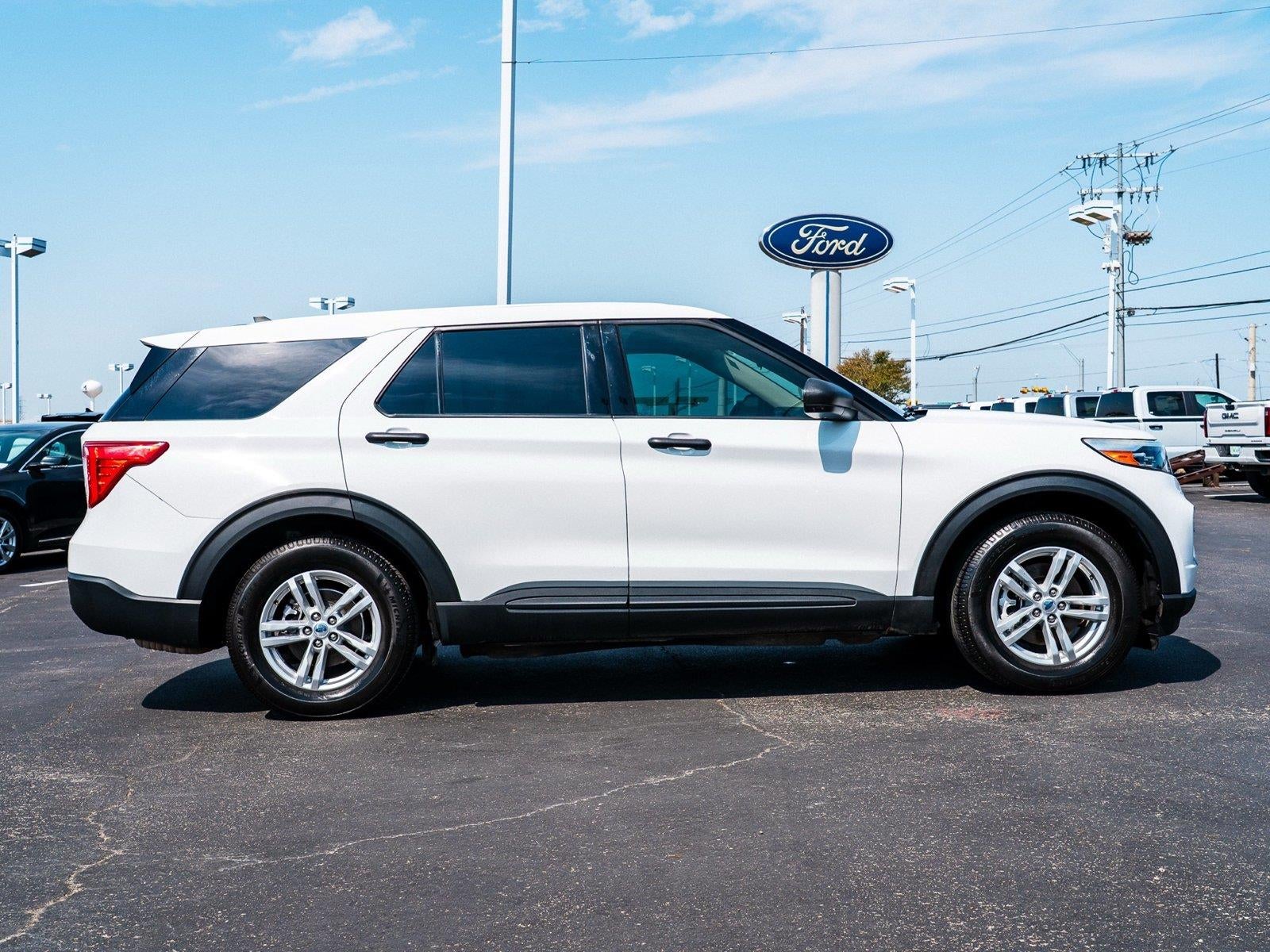 2022 Ford Explorer Base