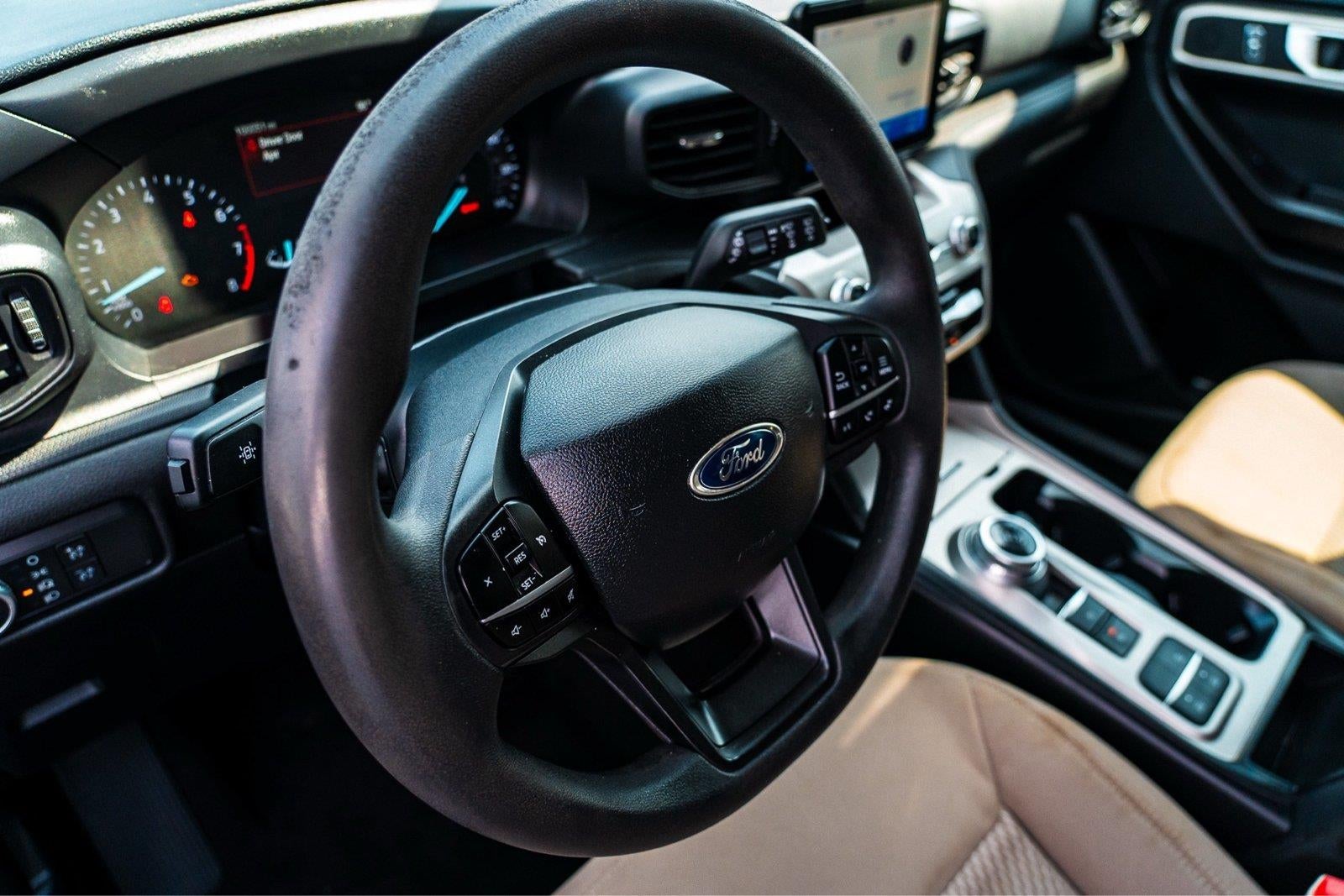 2022 Ford Explorer Base