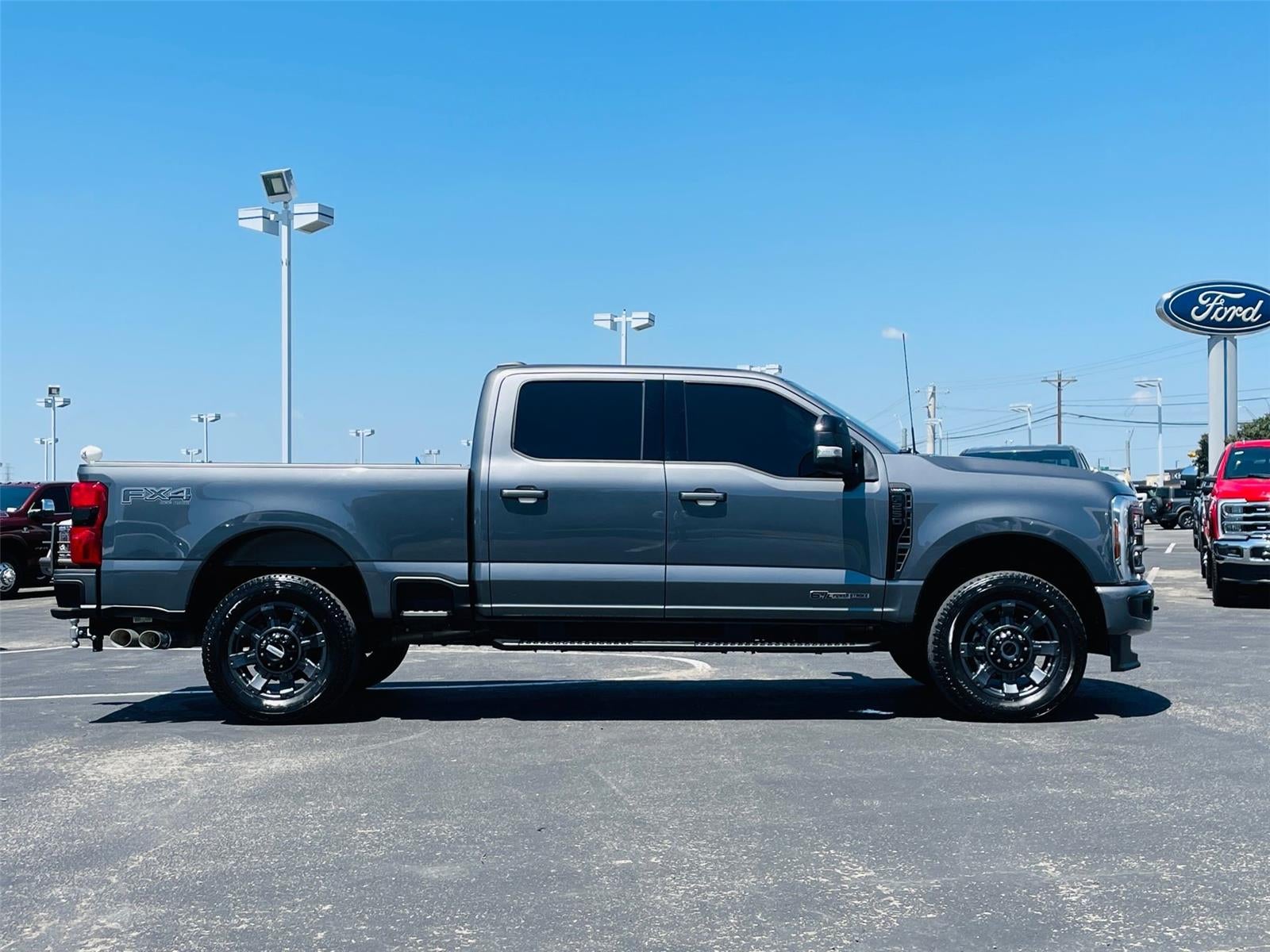 2024 Ford Super Duty F-250 Lariat