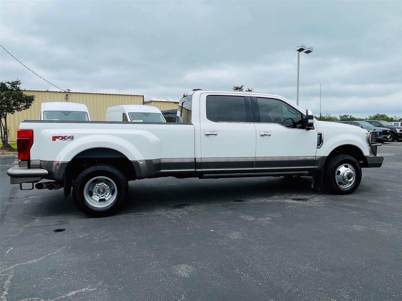 2022 Ford Super Duty F-350 King Ranch