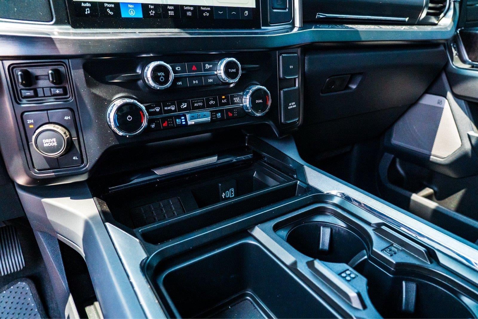2025 Ford Super Duty F-350 Lariat