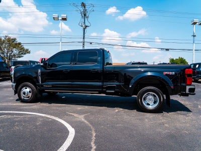 2025 Ford Super Duty F-350 Lariat
