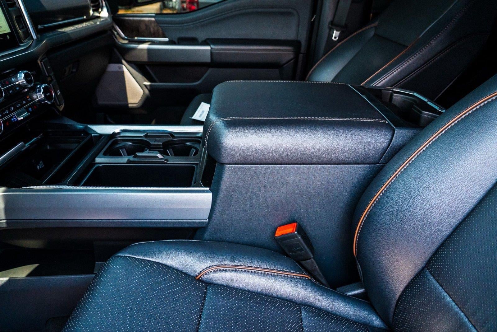2025 Ford Super Duty F-350 Lariat