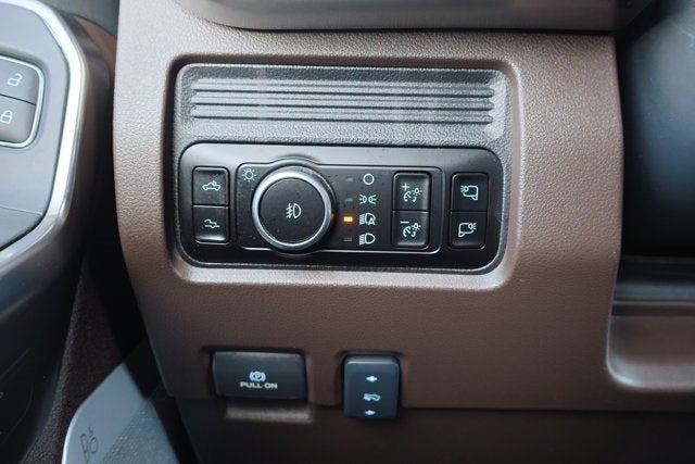 2025 Ford Super Duty F-450 King Ranch DRW