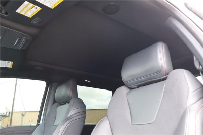 2025 Ford F-150 Raptor 37' Performance Package