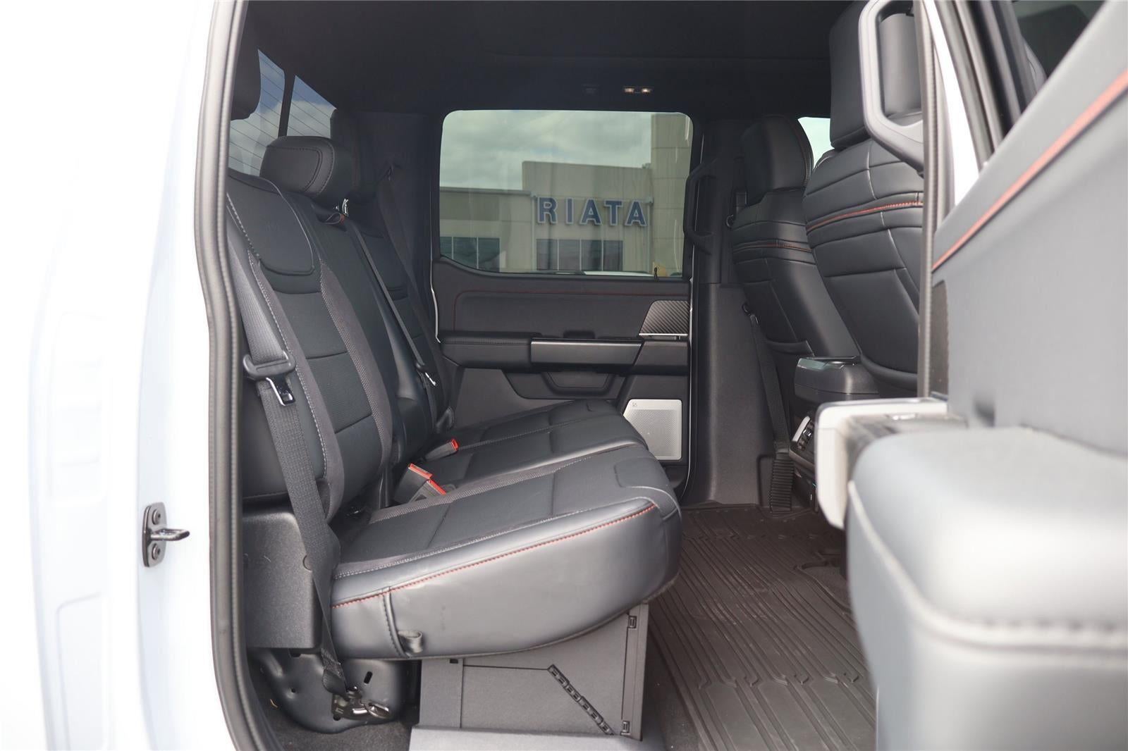 2025 Ford F-150 Raptor 37' Performance Package