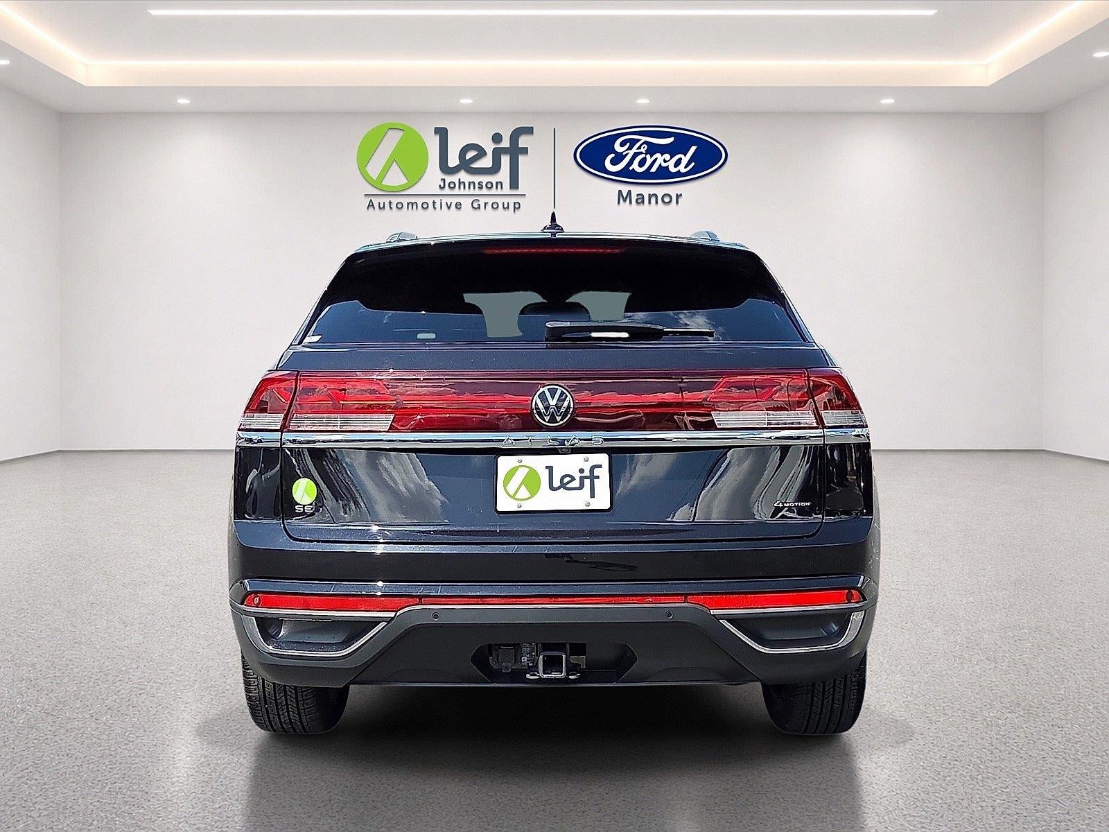 2024 Volkswagen Atlas Cross Sport 2.0T SE w/Technology