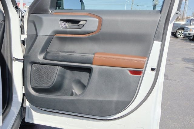 2024 Ford Bronco Sport Outer Banks W/ Black Diamond Package