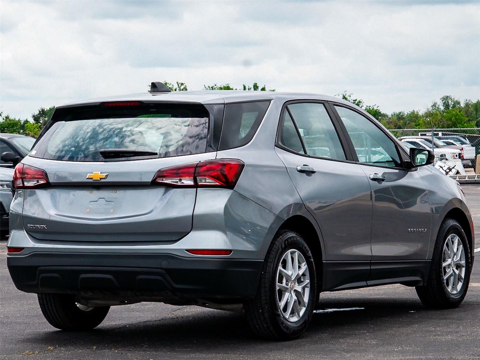 2023 Chevrolet Equinox LS