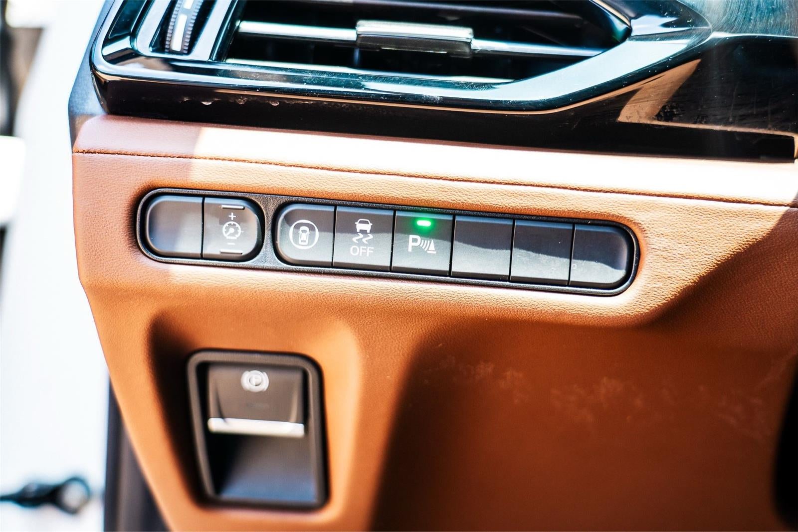 2025 Acura MDX TECH
