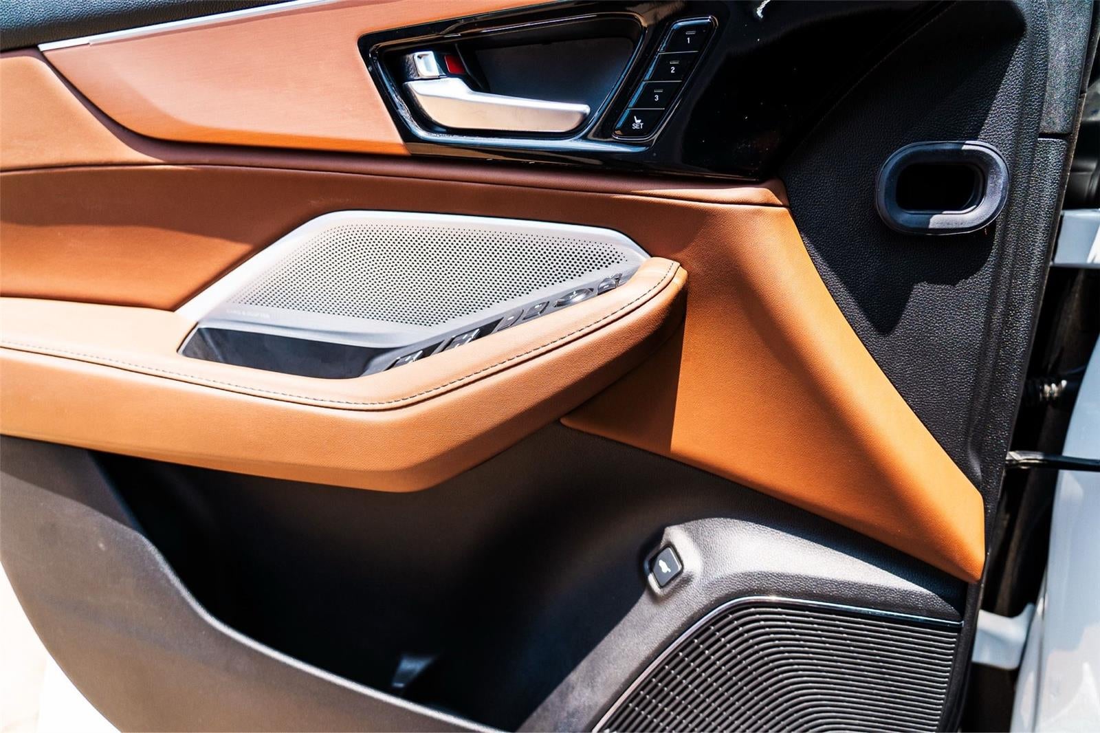 2025 Acura MDX TECH