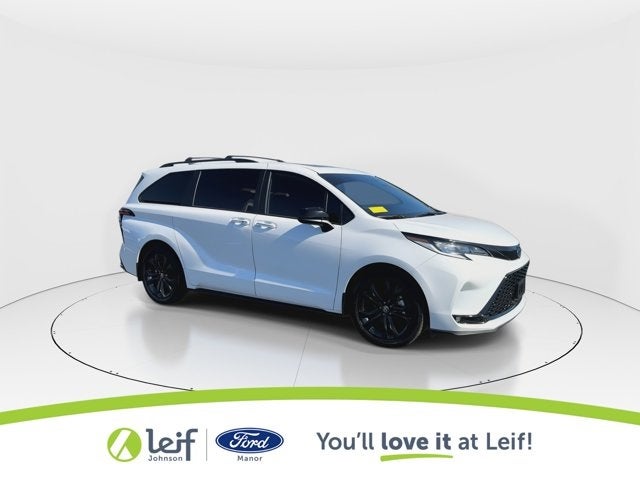 2025 Toyota Sienna XSE 7 Passenger
