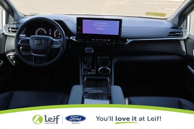 2025 Toyota Sienna XSE 7 Passenger