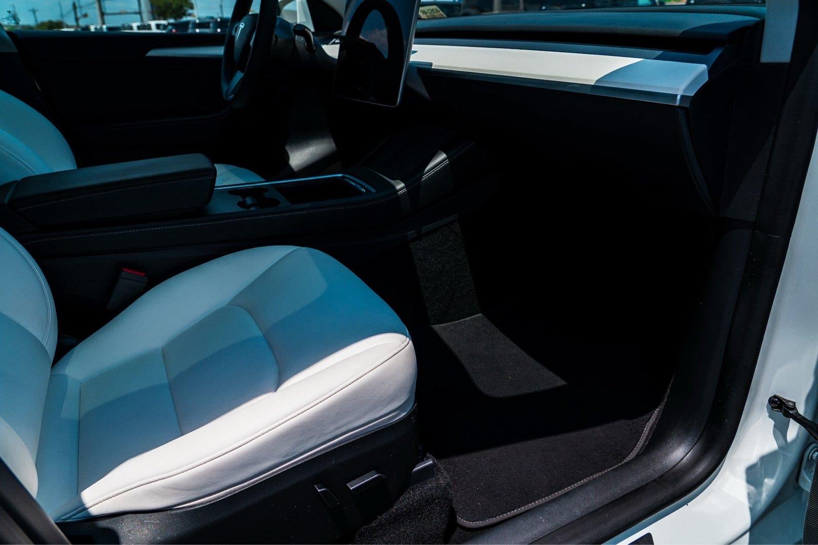 2023 Tesla MODELY Long Range
