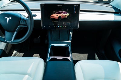 2023 Tesla MODELY Long Range
