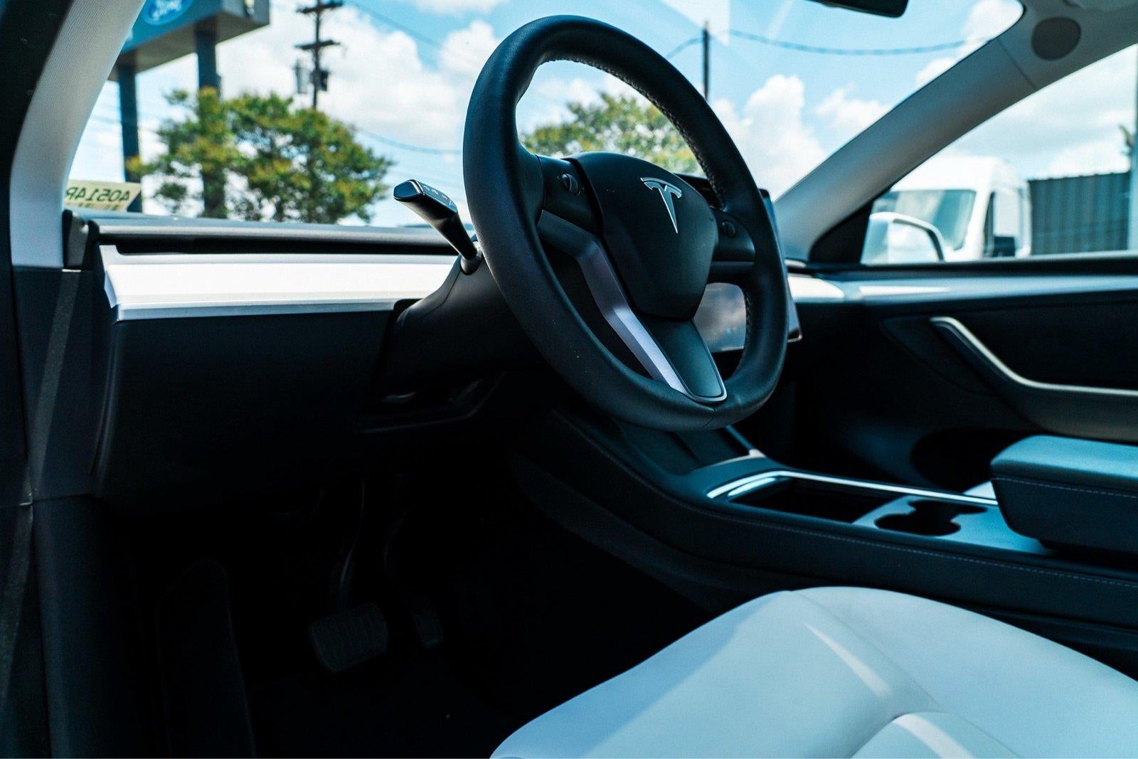 2023 Tesla MODELY Long Range