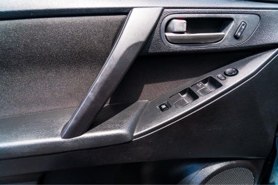 2013 Mazda Mazda3 i Sport