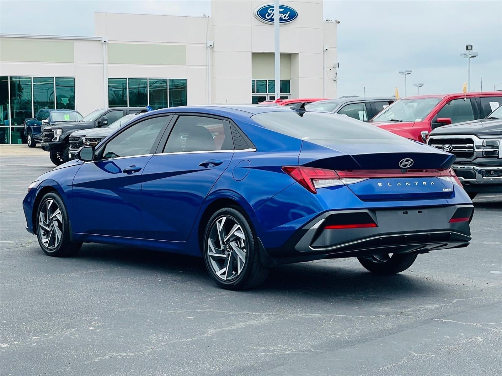2025 Hyundai Elantra Limited