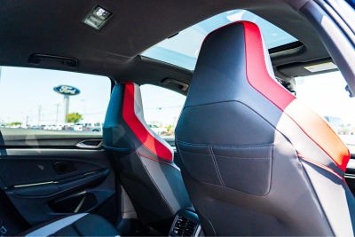 2025 Volkswagen Golf Gti SE