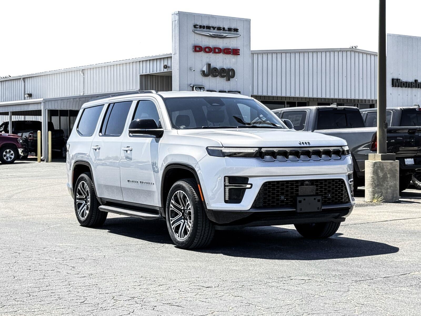 2026 Jeep Grand Wagoneer Base