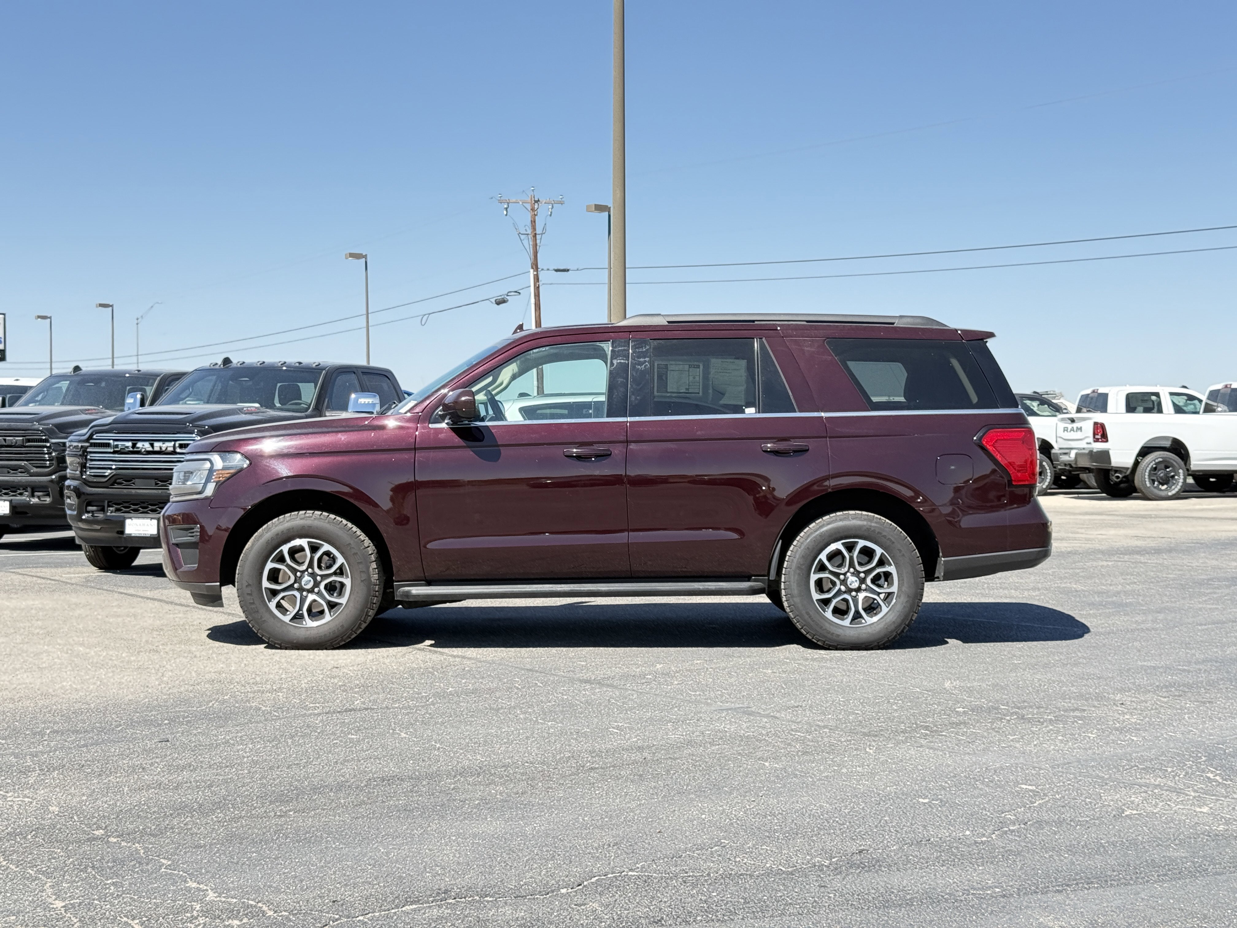 2024 Ford Expedition XLT