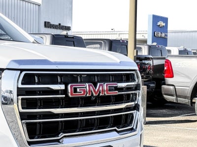 2023 GMC Yukon SLT