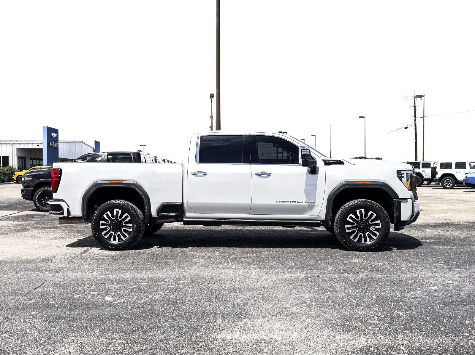 2024 GMC Sierra 2500 HD Denali Ultimate