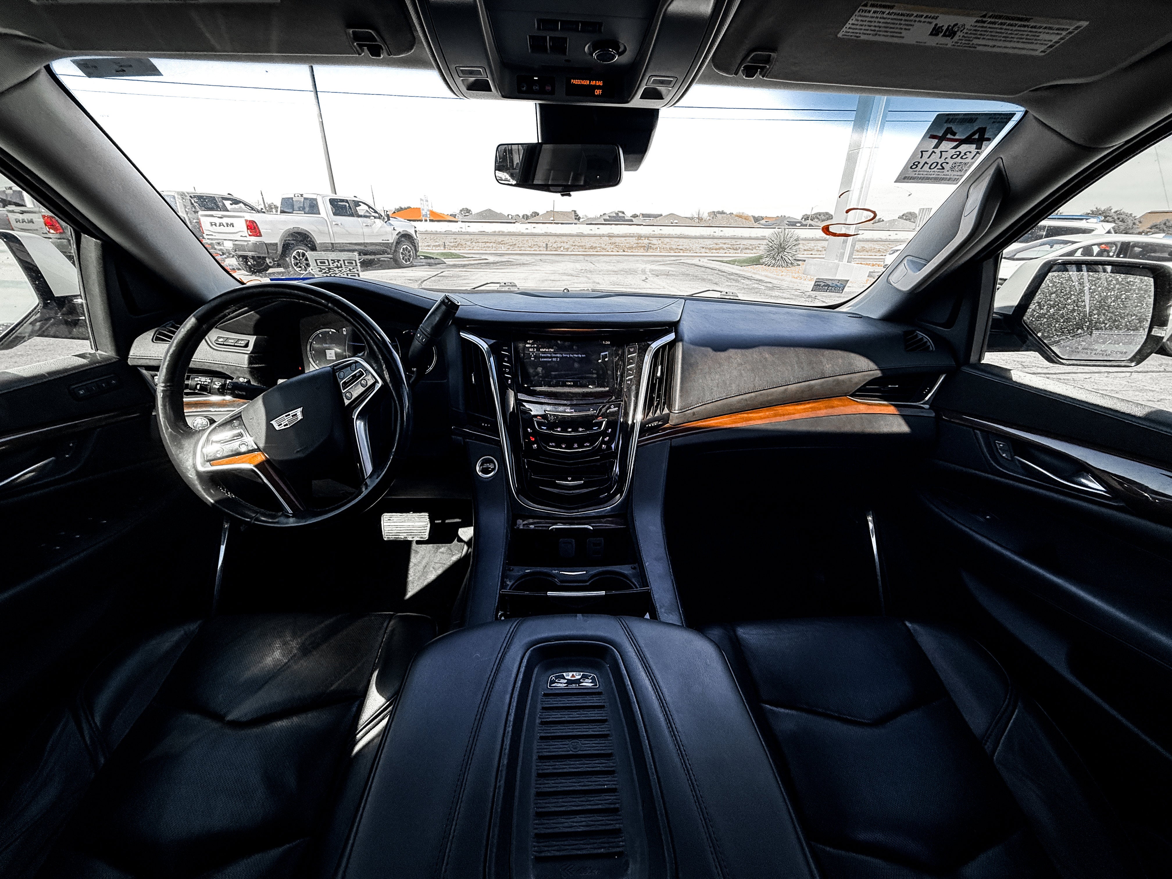 2018 Cadillac Escalade ESV Luxury