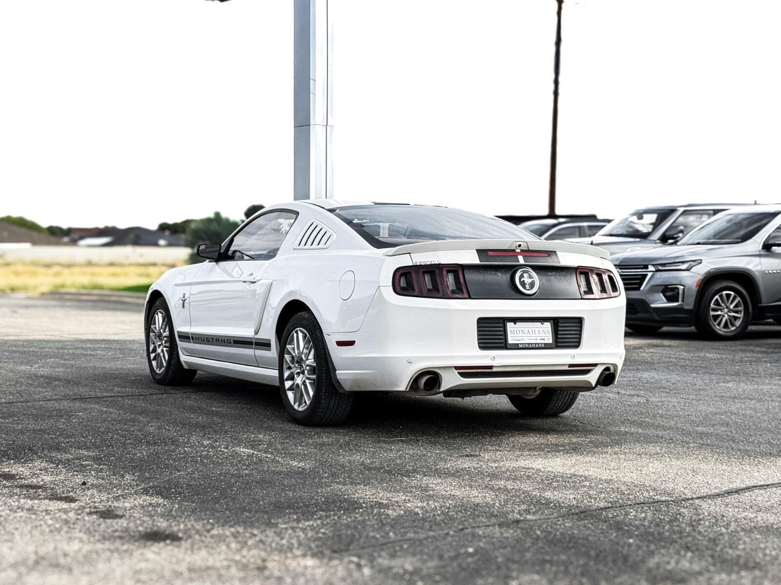 2013 Ford Mustang V6