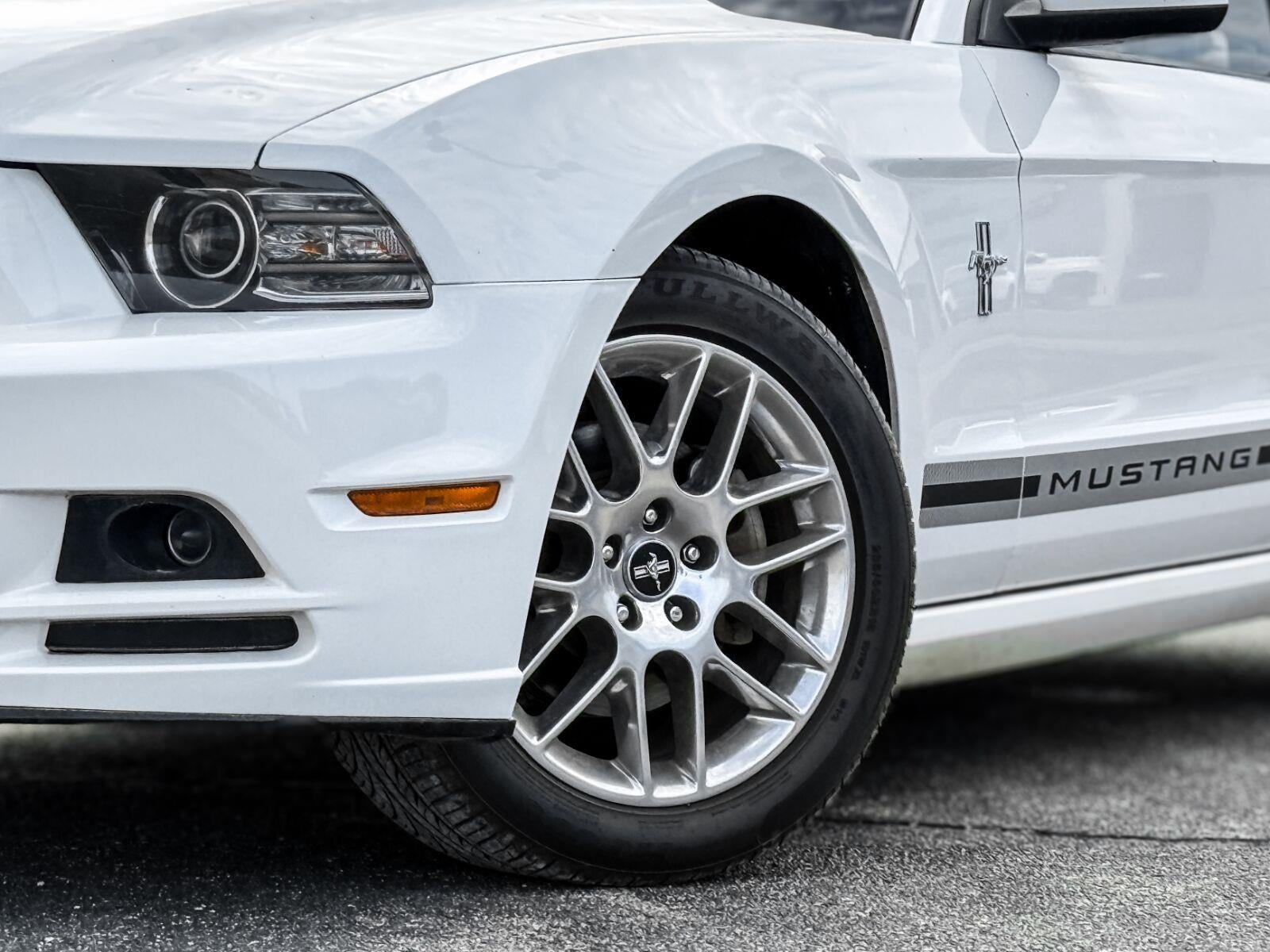 2013 Ford Mustang V6