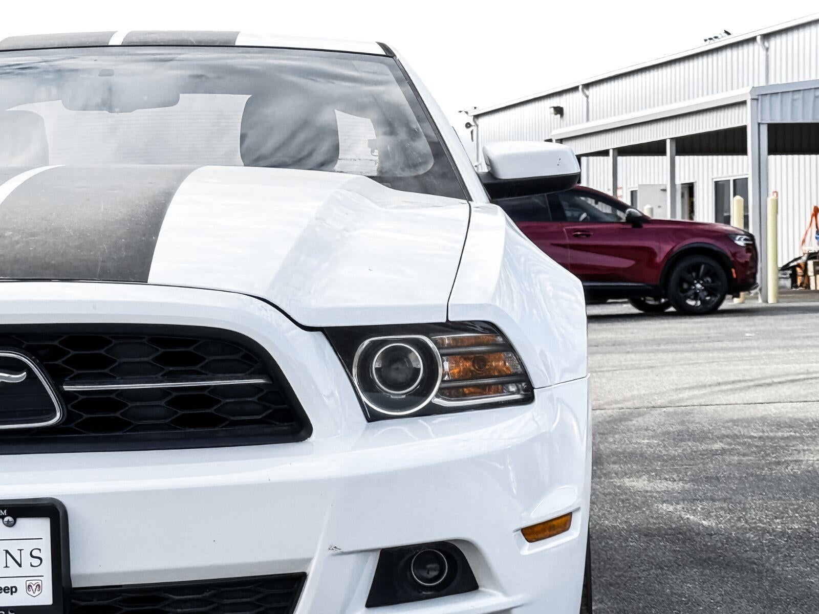 2013 Ford Mustang V6