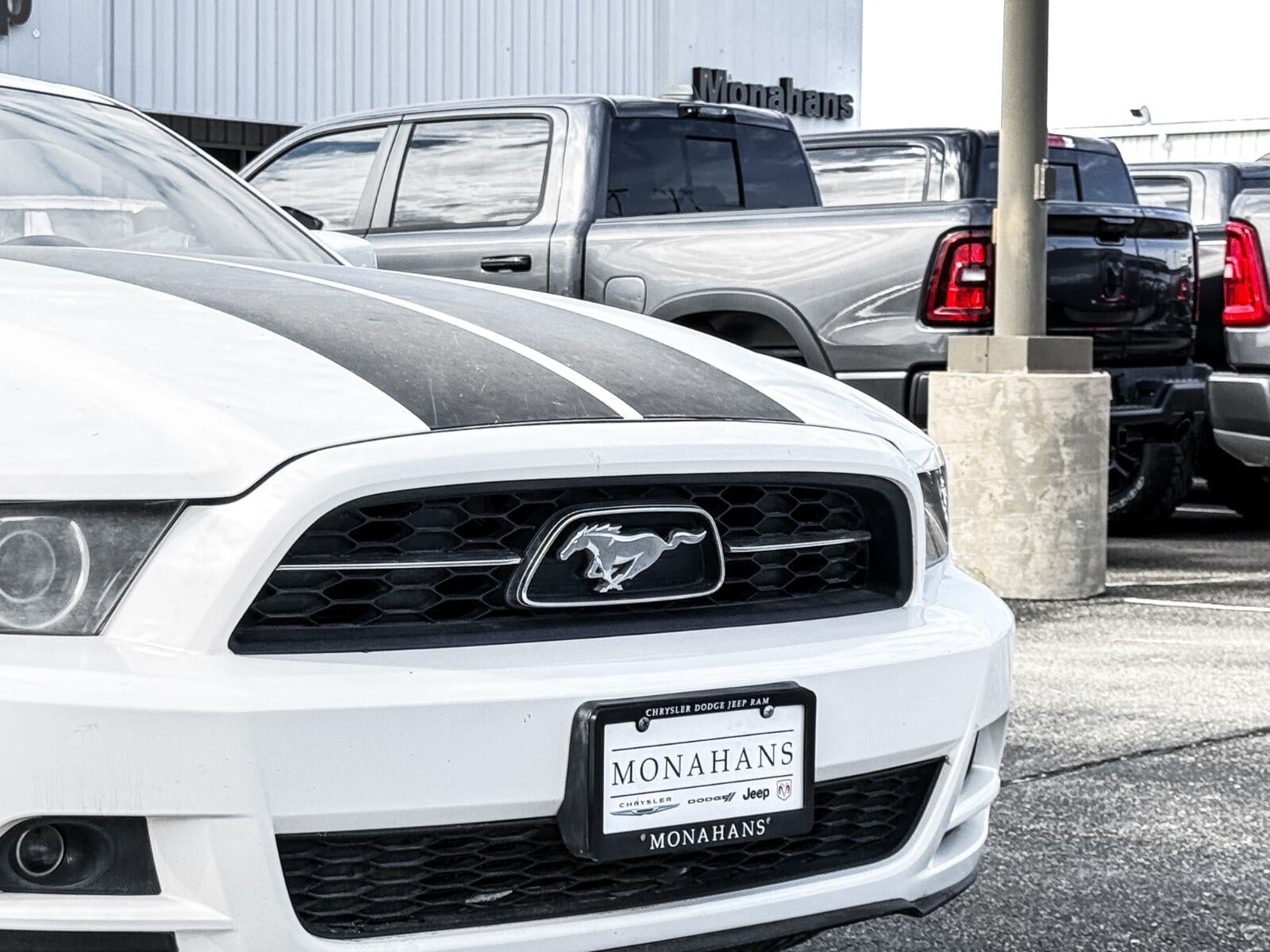 2013 Ford Mustang V6