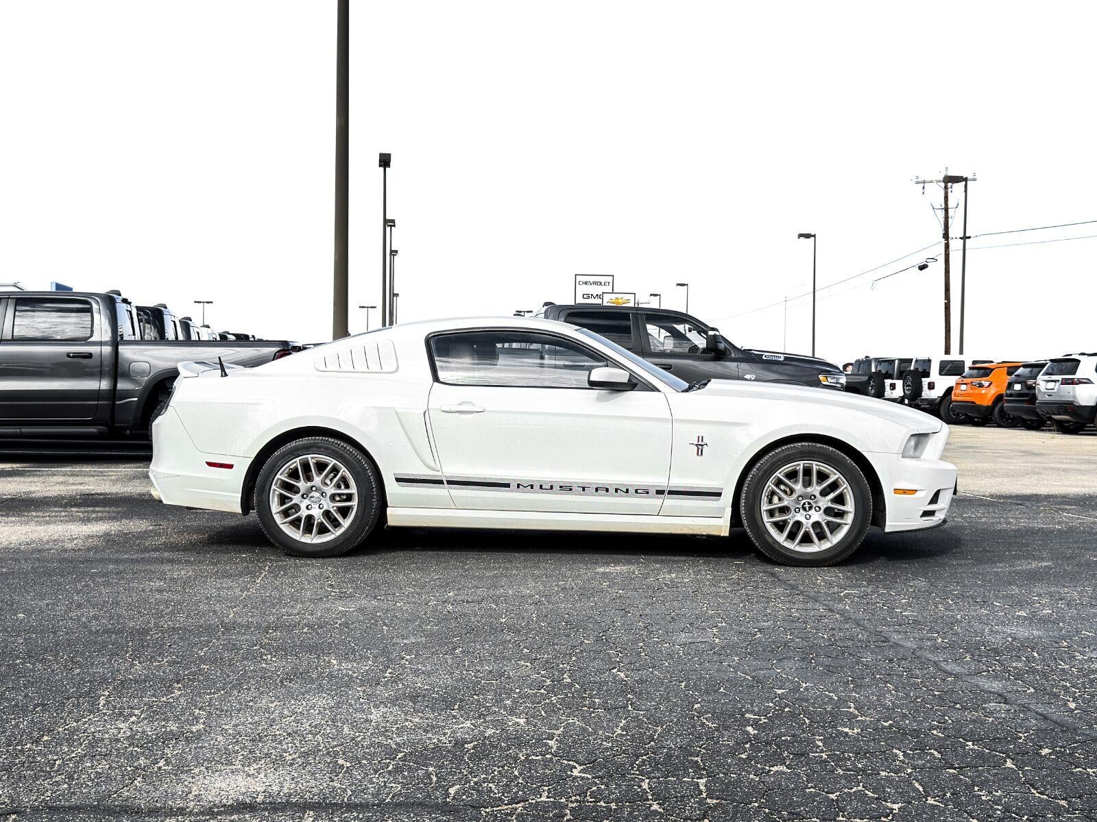 2013 Ford Mustang V6
