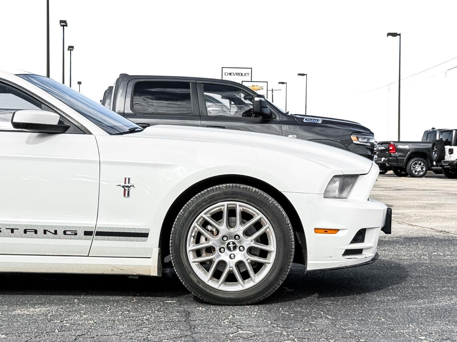 2013 Ford Mustang V6