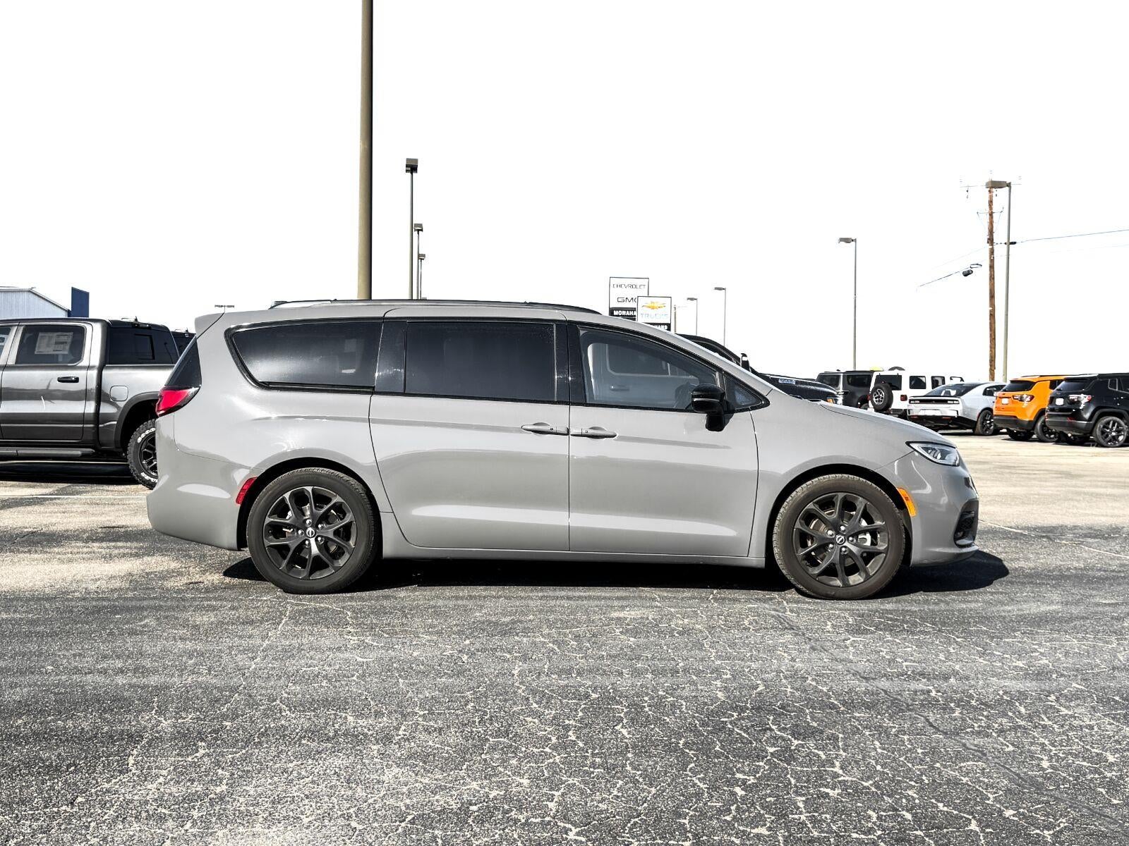 2025 Chrysler Pacifica Limited