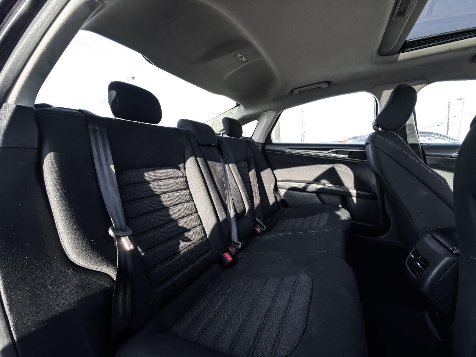 2020 Ford Fusion SE