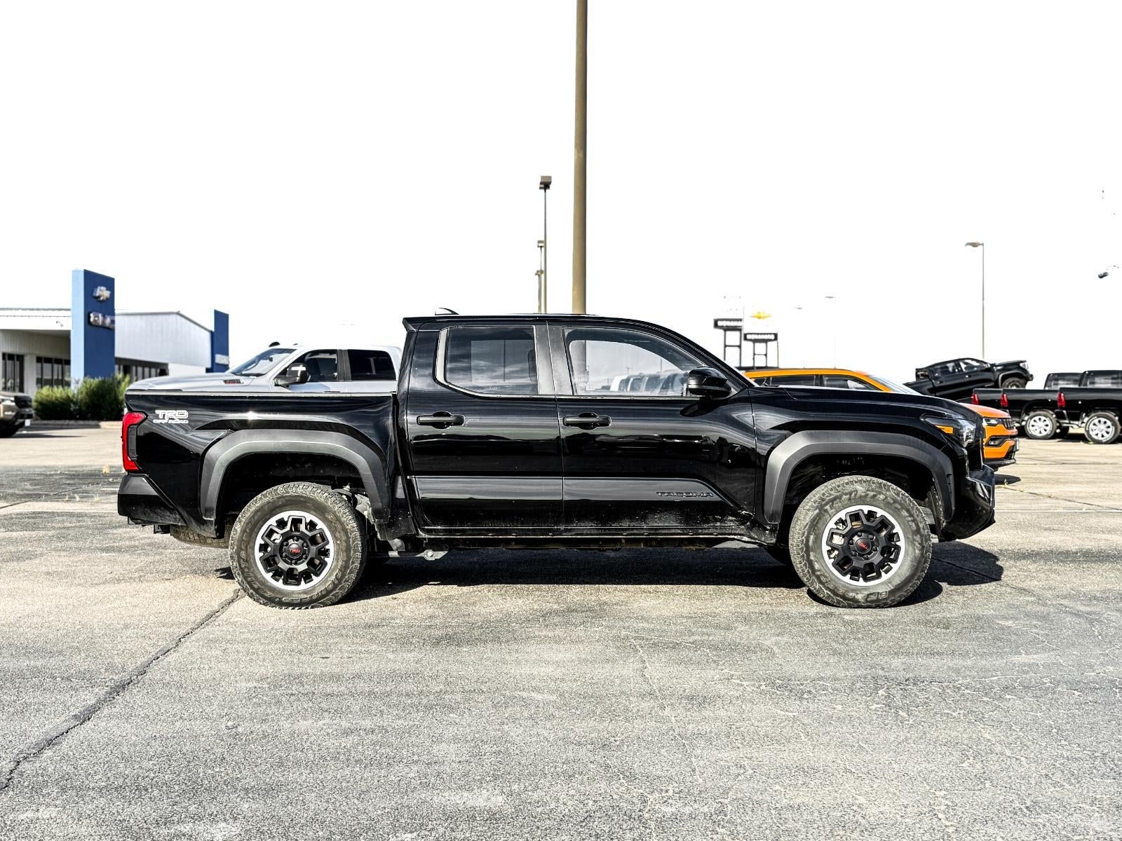 2024 Toyota Tacoma 4WD SR5