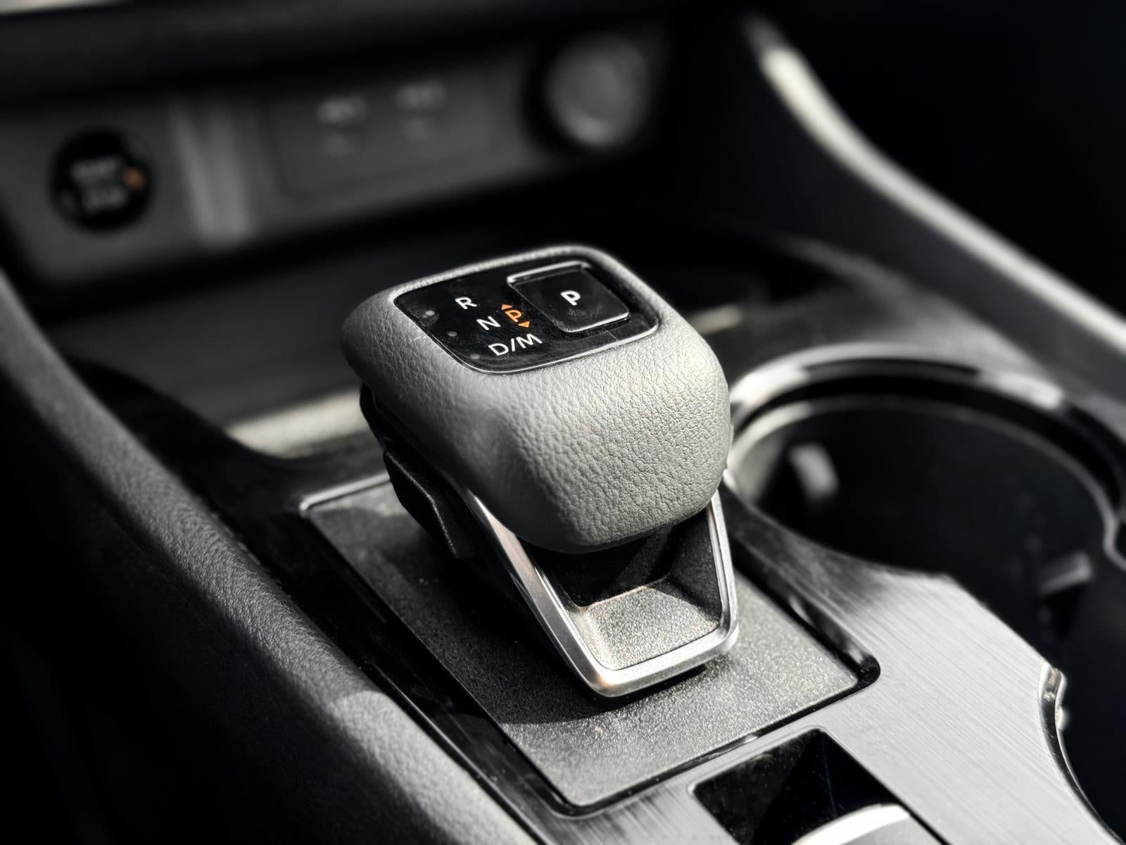2025 Nissan Rogue SV FWD