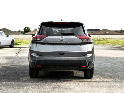 2025 Nissan Rogue SV FWD