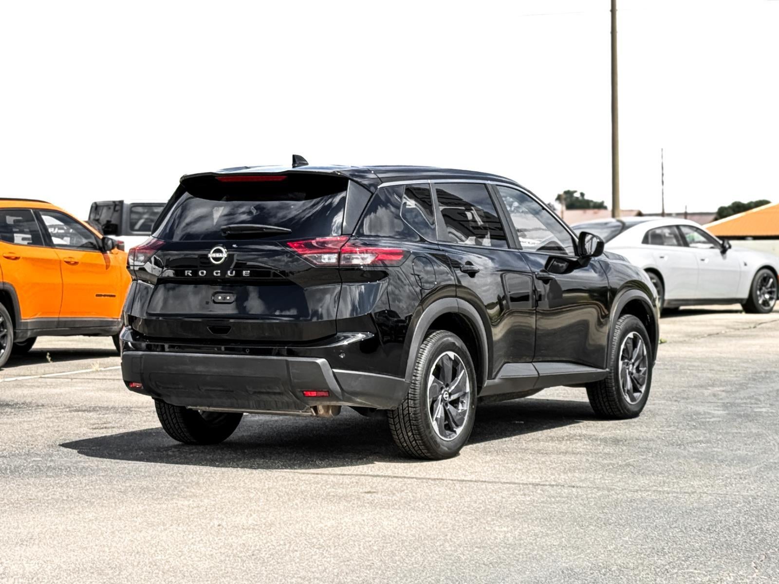 2025 Nissan Rogue SV FWD