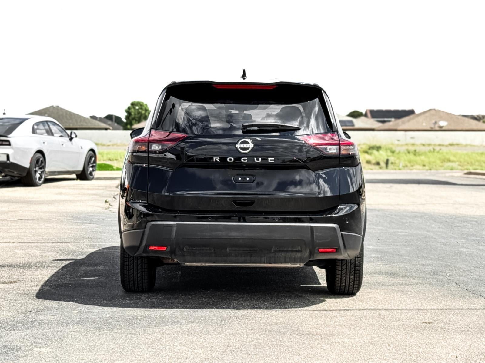 2025 Nissan Rogue SV FWD